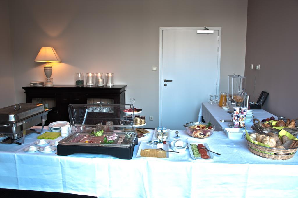 Hotel Boomgaard Lanaken Kültér fotó
